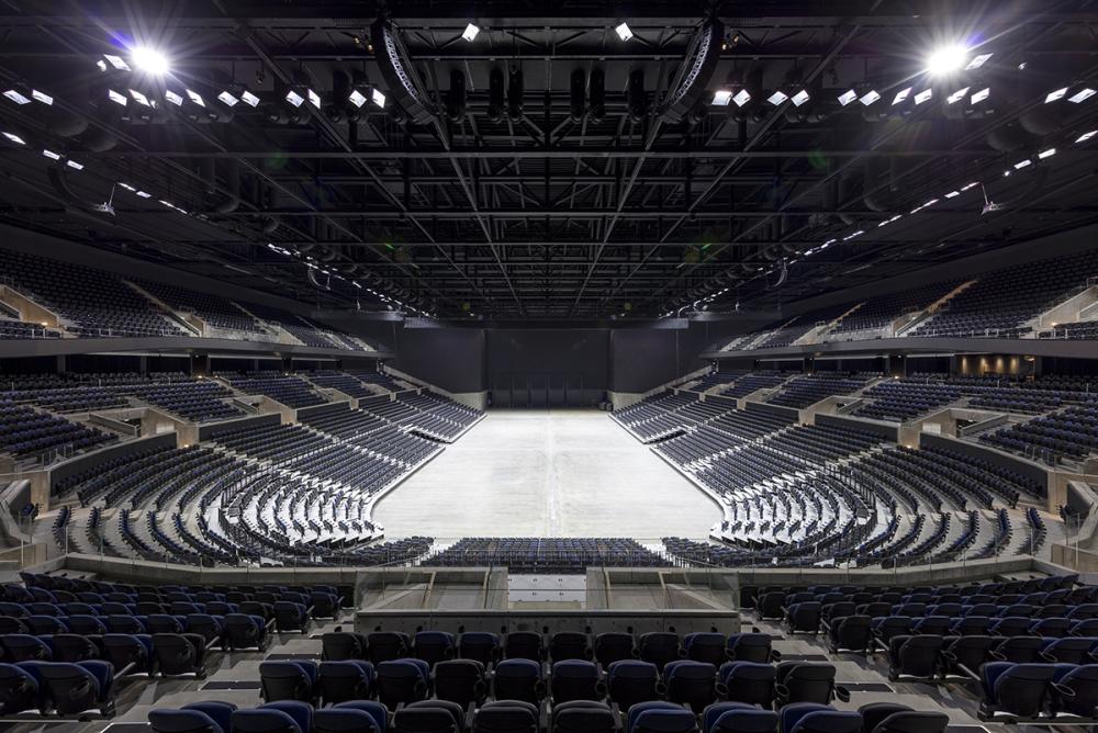 royal arena tribuner