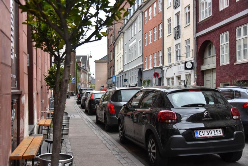 middelalderbyen, parkering, gade